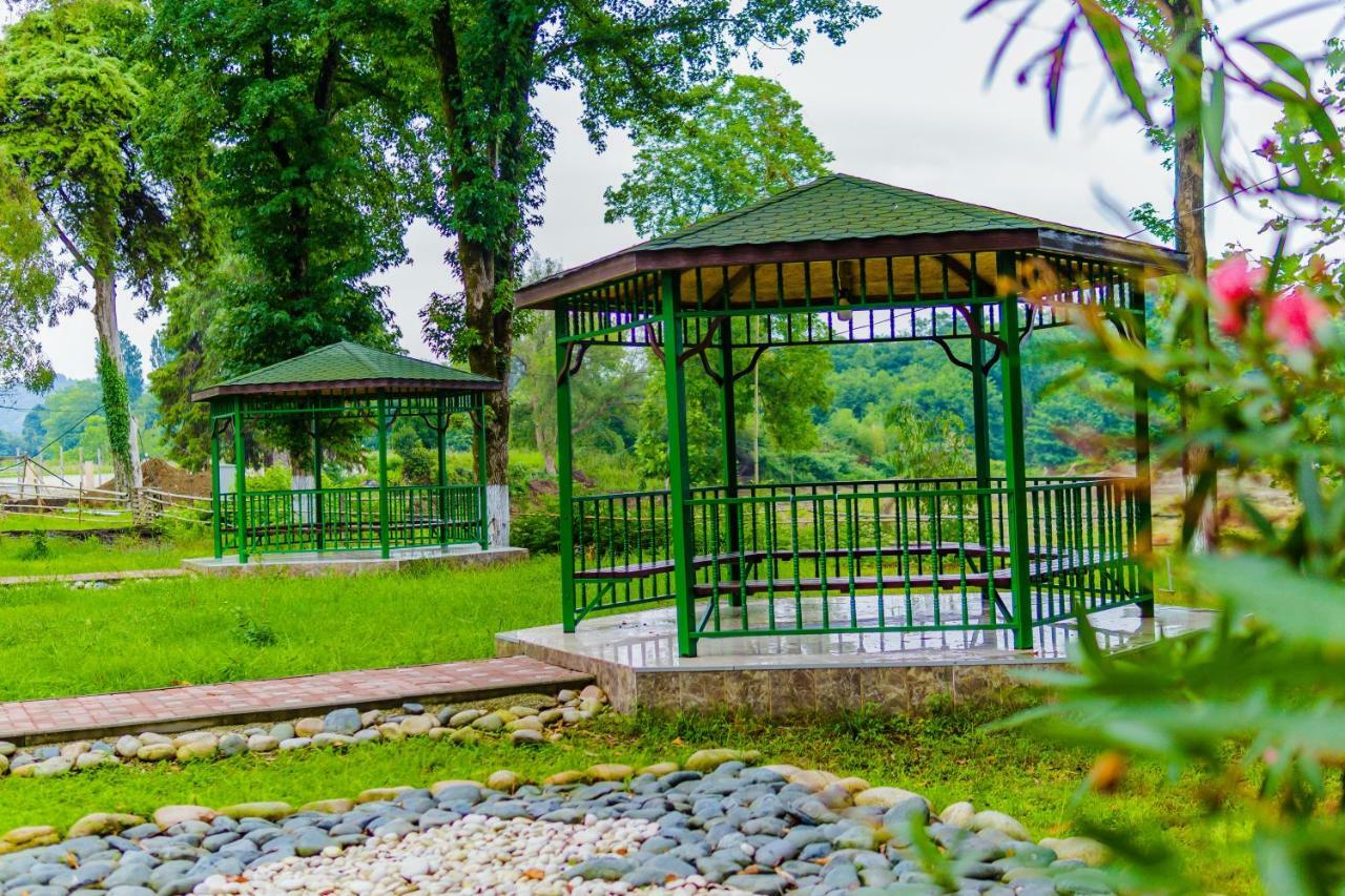 Апартаменты Гостевой Дом Агудзера Nizhniy Gul'ripsh Exterior foto